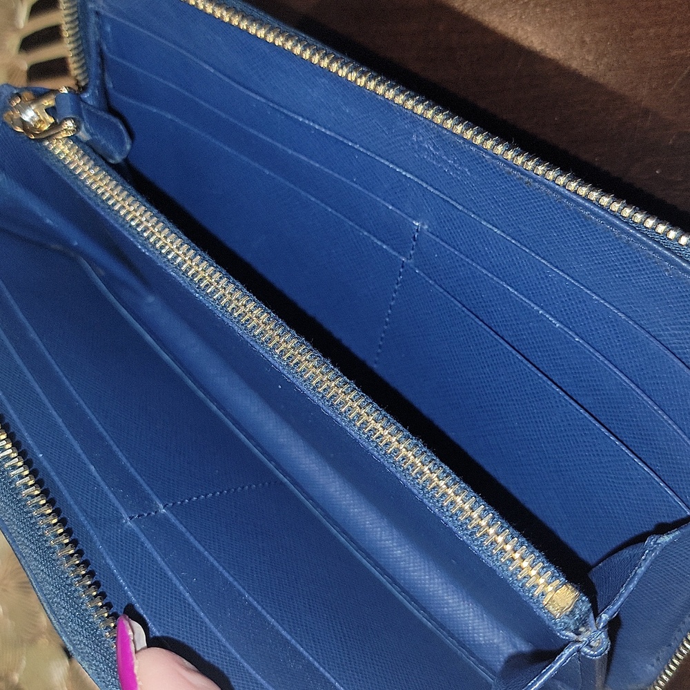 Authentic Prada Zippy Wallet - image 7